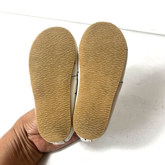 Piper Finn Little Kids Infants 7 Soft Leather White Cross Print Moccasin Lace Up - Picture 11 of 13